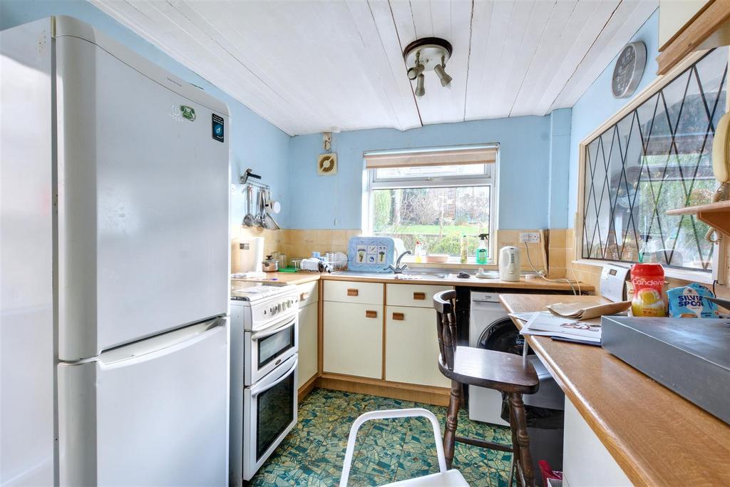 Kitchen 1.jpeg