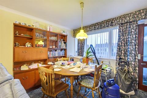 3 bedroom semi-detached house for sale, Peters Close, Arnold, Nottingham