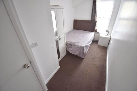 undefined, Cholmeley Road, Reading