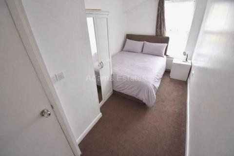 undefined, Cholmeley Road, Reading