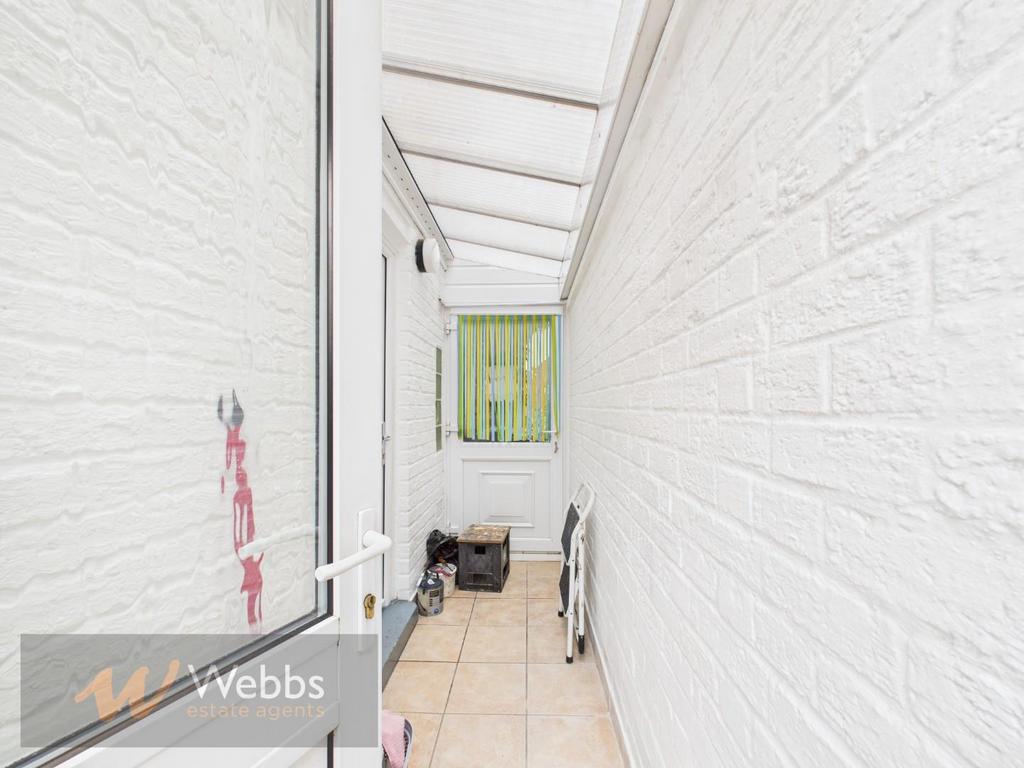 CAM03154 G0-PR0185-STILL023.jpg