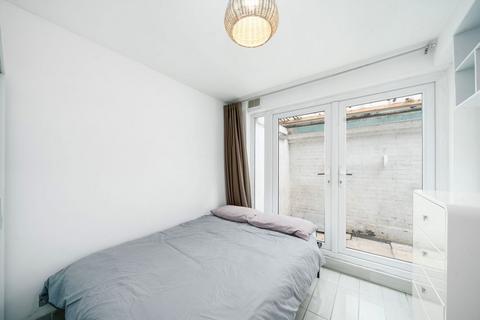 2 bedroom flat for sale, Sussex Way, London N19