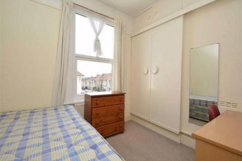 undefined, Gloucester Road, Bristol BS7