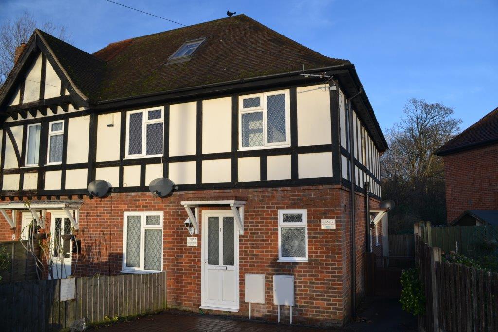 Studio Flat Blackthorn Road