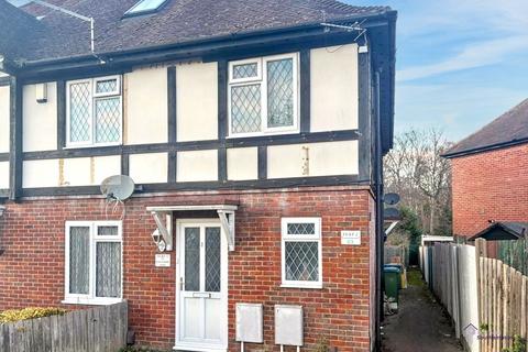 Studio to rent, Blackthorn Road, Southampton, Hampshire, SO19