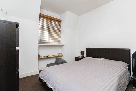 1 bedroom apartment for sale, Brook Square, Woolwich SE18