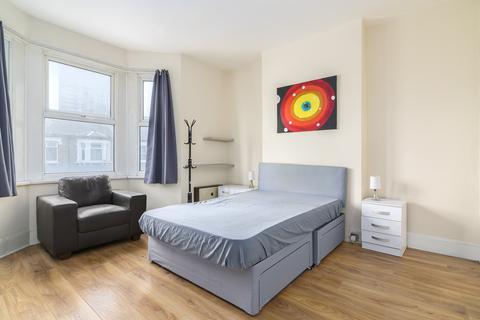undefined, Montague Road, London, TW3