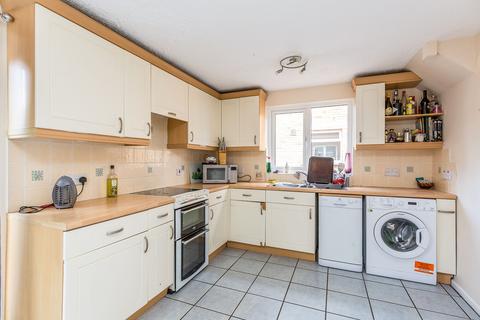 undefined, Grenville Road, Buckingham, Buckinghamshire, MK18