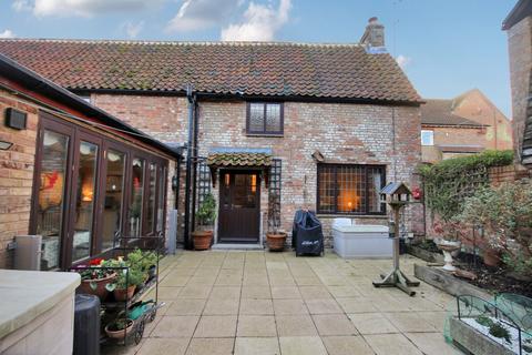 2 bedroom terraced house for sale - 3 Ferry Lane, King's Lynn, PE30