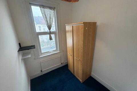 undefined, Vaughan Road, Harrow, Greater London, HA1