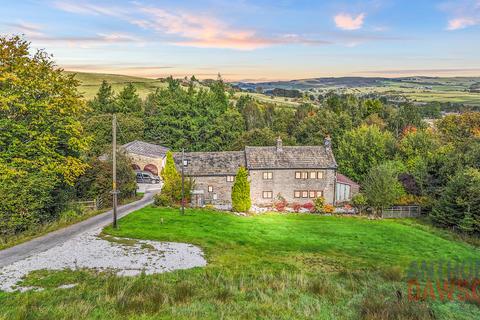 7 bedroom detached house for sale, Burnley Road, Colne, BB8