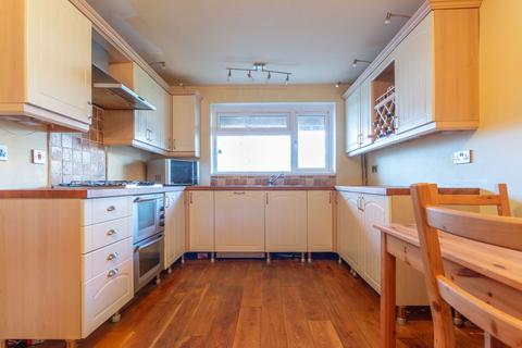 4 bedroom terraced house for sale, Mendip Road, Yatton
