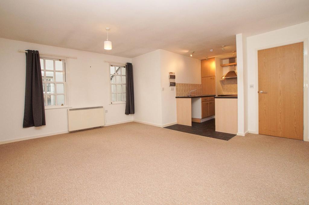 Open Plan Lounge/Dining/Kitchen