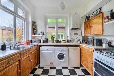 3 bedroom flat for sale, Peckham Rye, London, SE22