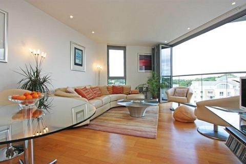 2 bedroom apartment to rent, Eastfields Avenue, London, SW18