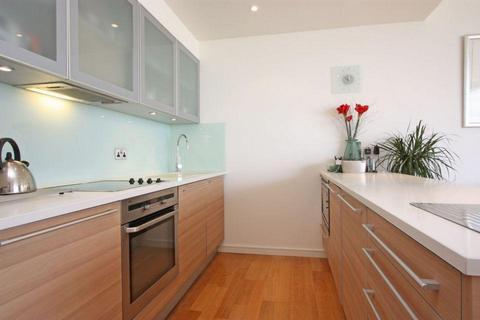 2 bedroom apartment to rent, Eastfields Avenue, London, SW18