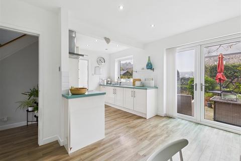 3 bedroom semi-detached house for sale, Salisbury Avenue, Dronfield