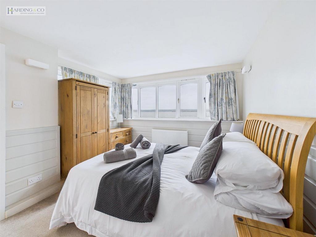 Bedroom 1 .2