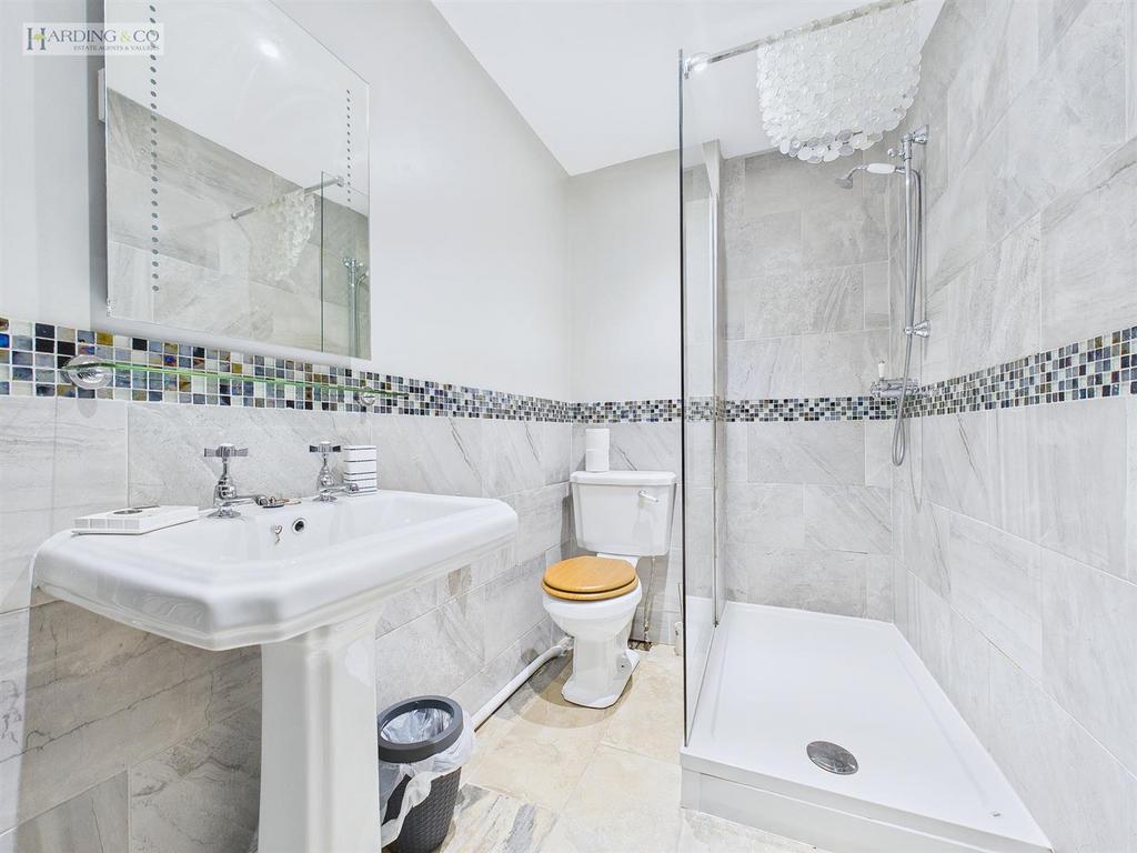 Bathroom .1