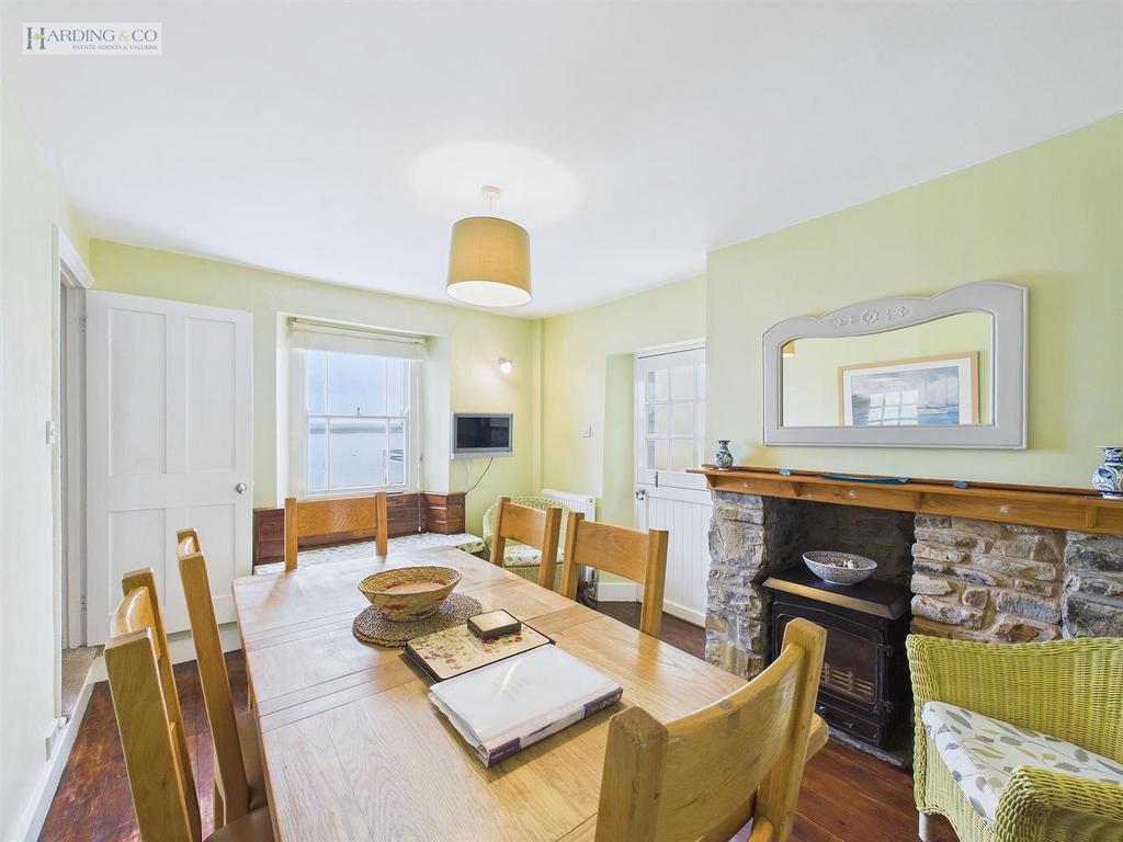 Dining room .2