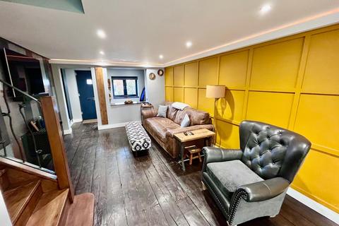 undefined, Gladstone Close, Newport Pagnell