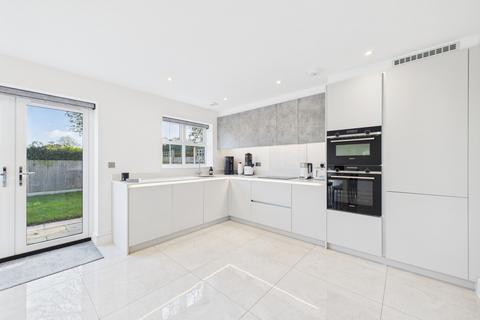 undefined, Rosecroft Close, Bovingdon Hemel Hempstead, HP3