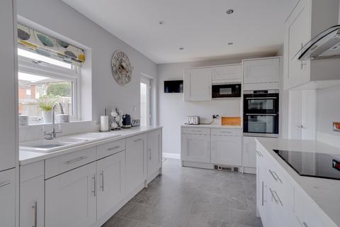 4 bedroom terraced house for sale, Acacia Avenue, St. Ives, PE27