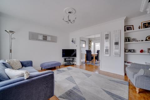 4 bedroom terraced house for sale, Acacia Avenue, St. Ives, PE27