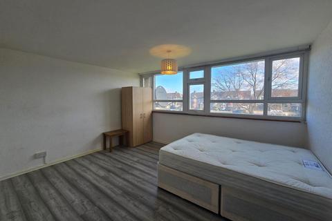 2 bedroom house to rent, Great Cambridge Road, Enfield