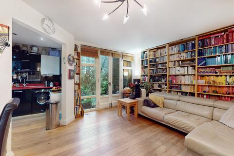 1 bedroom flat for sale, Fairfield Road, London E3
