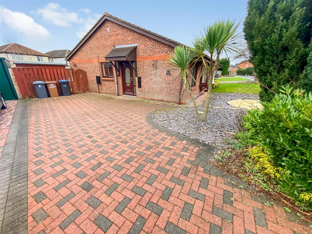 Driveway.jpg