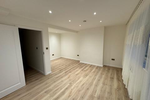 undefined, Park Lane, Waltham Cross, Hertfordshire, EN8