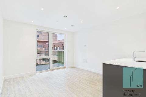 1 bedroom apartment to rent, Gwen Davis Way, Dagenham RM9