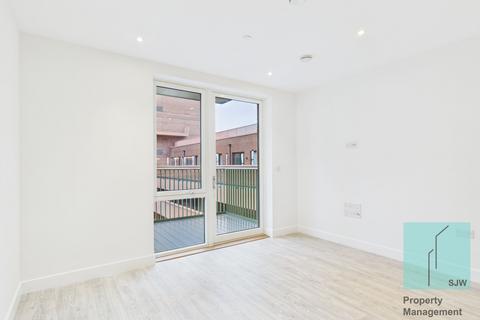 1 bedroom apartment to rent, Gwen Davis Way, Dagenham RM9