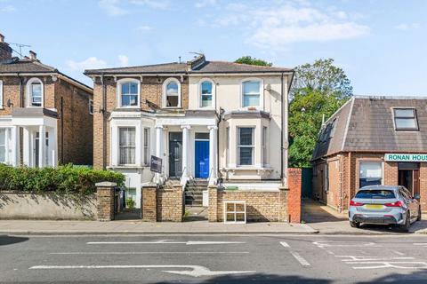 2 bedroom flat for sale, Askew Road, London W12