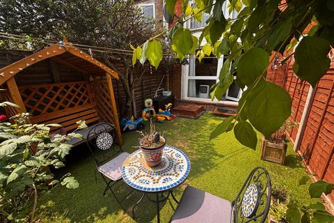 undefined, Northdown Road, Hatfield