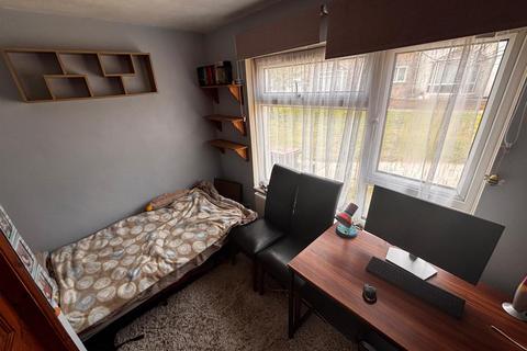 undefined, Northdown Road, Hatfield