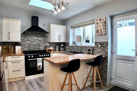 undefined, Railway Terrace, Hollybush, NP12
