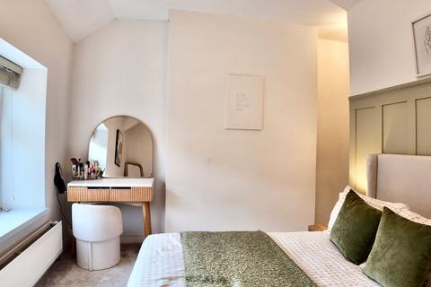 undefined, Railway Terrace, Hollybush, NP12