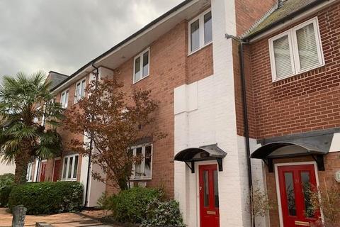 2 bedroom property to rent, College Street, Worcester