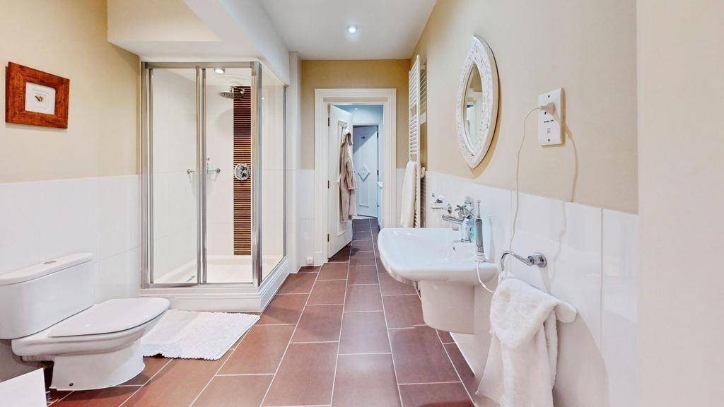 C29f8886-The-Library-Bathroom.jpg