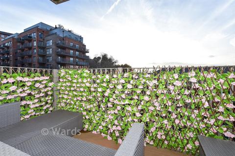 1 bedroom apartment for sale, Rosalind Drive, Maidstone, Kent