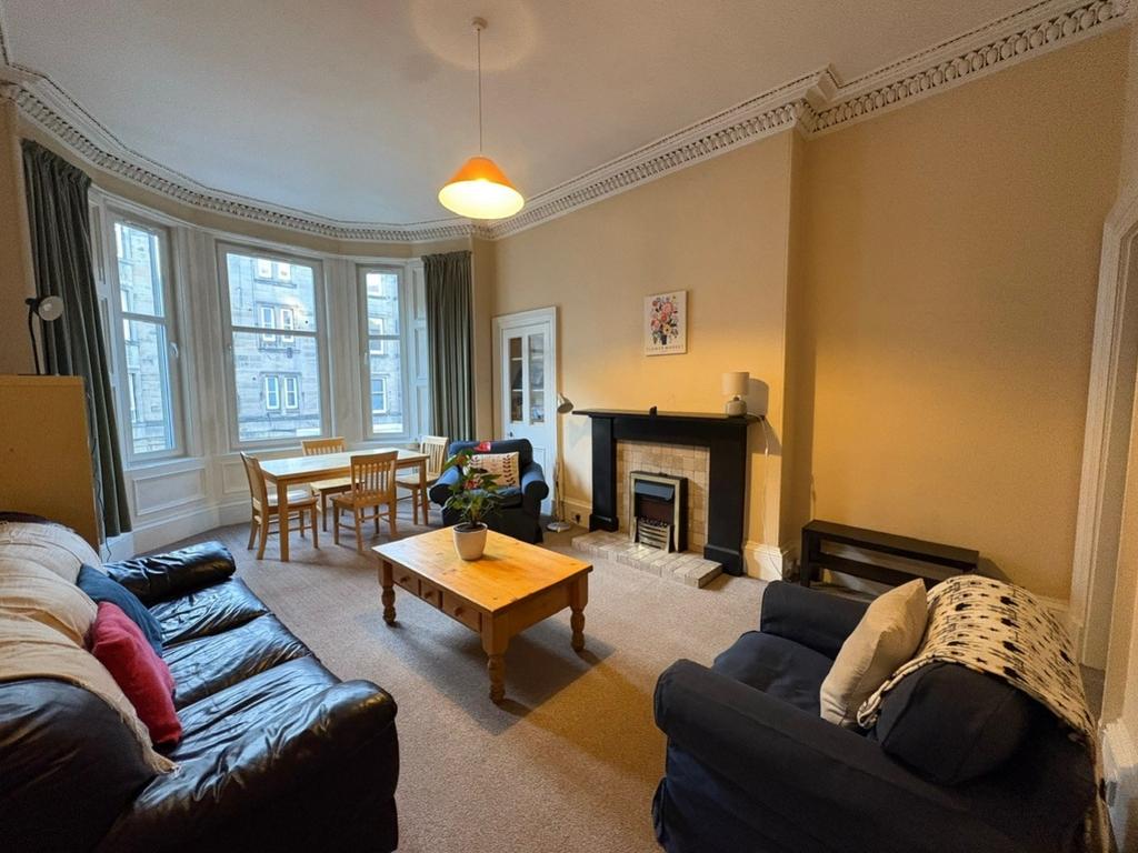 Lounge 1
