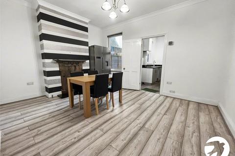 3 bedroom terraced house to rent, Alexandra Road, Erith, DA8