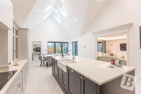3 bedroom detached house for sale, Maldon Road, Hatfield Peverel, Chelmsford, Essex, CM3
