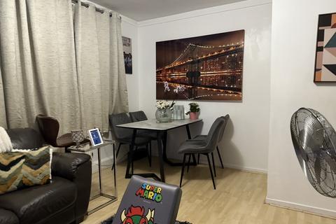 2 bedroom flat for sale, Chinbrook Road, London SE12