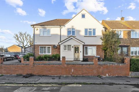 4 bedroom detached house for sale, Allnutts Road, Essex CM16