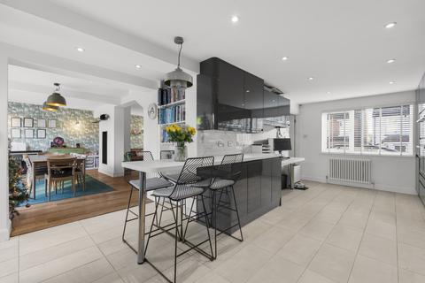 4 bedroom detached house for sale, Allnutts Road, Essex CM16