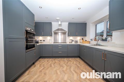 3 bedroom detached house to rent, Metropolitan Way, Rednal, Birmingham, West Midlands, B45