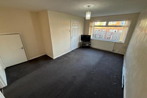 2 bedroom terraced house to rent, Clevedon Road, Chadderton, Oldham